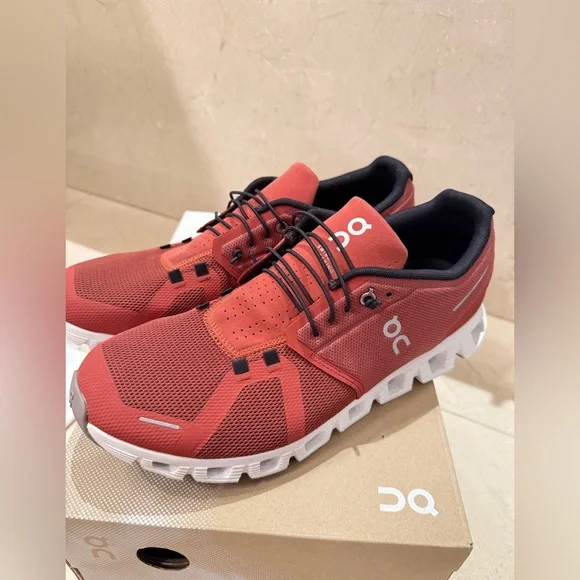 On Running Men’s Cloud 5 Sneakers | Size 11 - Picture 1 of 8